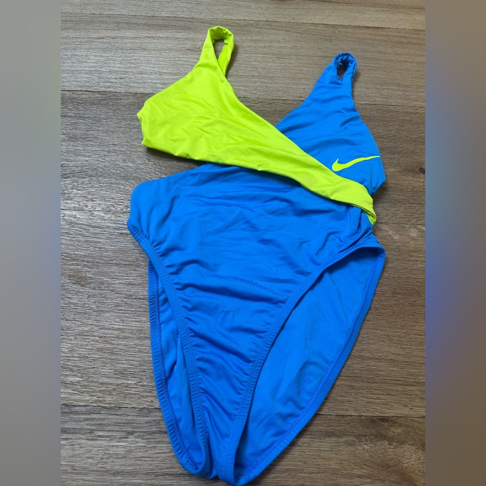 Nike Silver Logo Blue Shirt